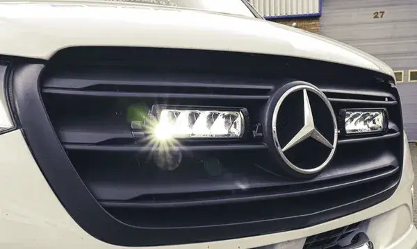 grill-light-kit-sprinter-294154.webp