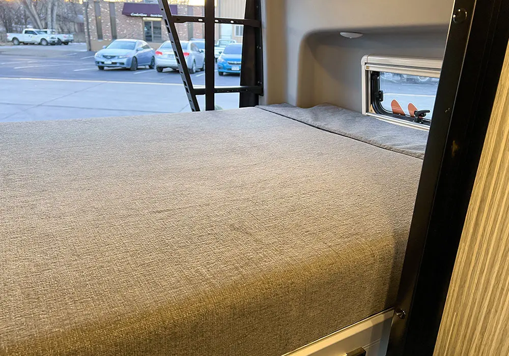 revel-mattress-14_2048x2048.webp
