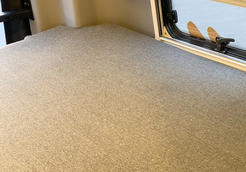 revel-mattress-6_2048x2048.webp