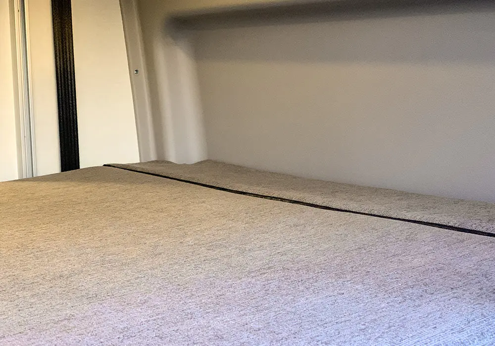revel-mattress-4_2048x2048.webp