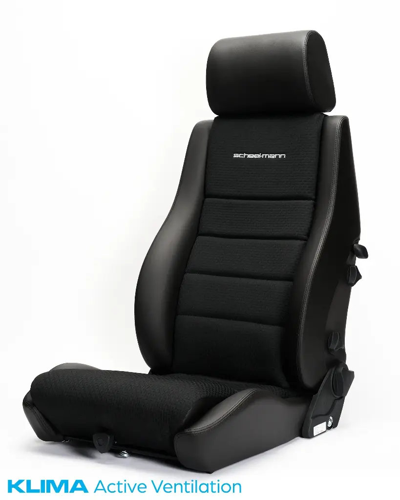 Vario-F-XXL-Klima-Black-Cloth_Three-Quarter (2).webp