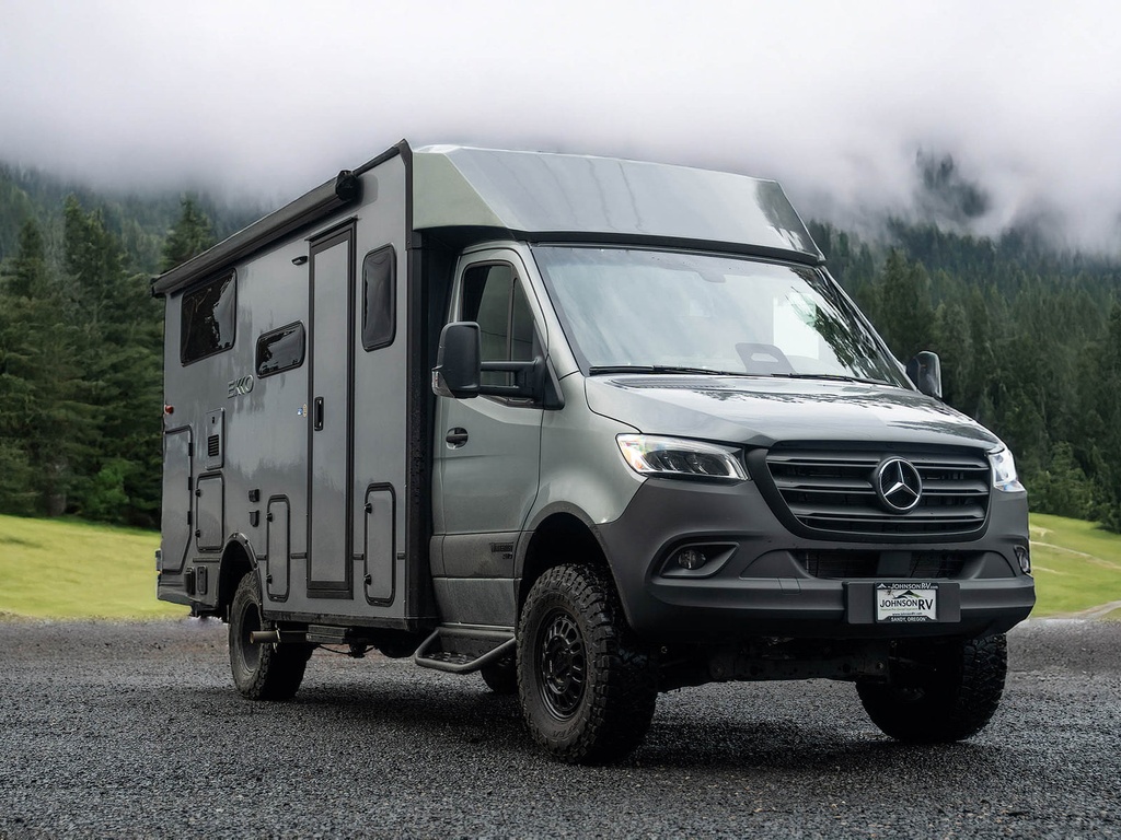 Winnebago EKKO Sprinter side steps - installed