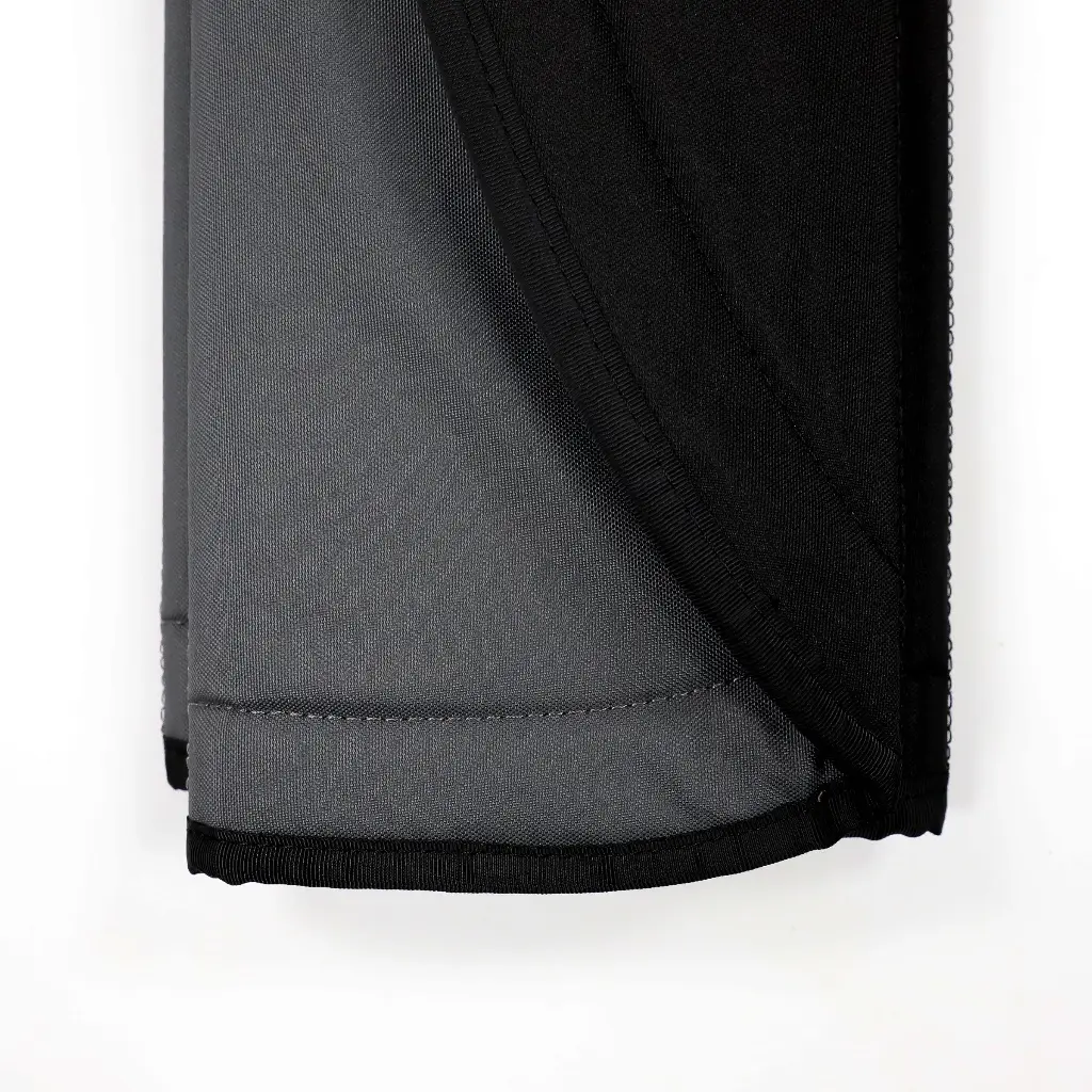 imgi_35_features-window_cover-easy_fold.webp