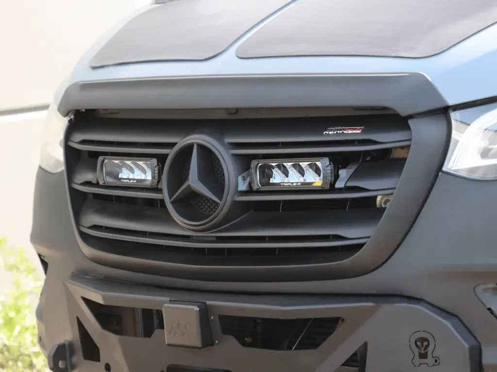 Triple-R - Grille Light Kit | 19+ Sprinter