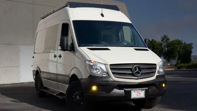 Baja Designs - Mercedes SAE Fog Light Upgrade Kit | 14-18 Sprinter (NCV3)
