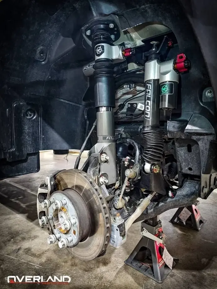 Van Compass - Falcon 3.3 Fast Adjust Inverted Rally Strut | 15+ Sprinter 4X4 & AWD