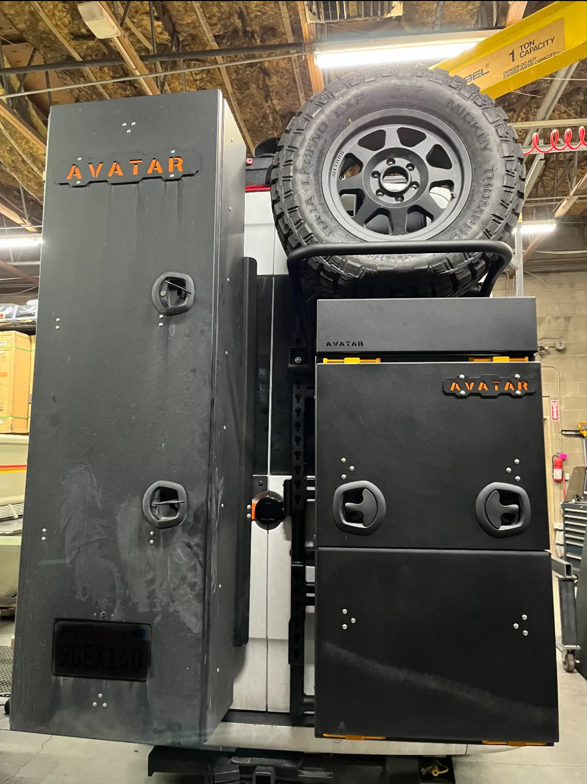 [AVA_STC-MASSIF] Avatar Offroad - Spare Tire Carrier for Massif